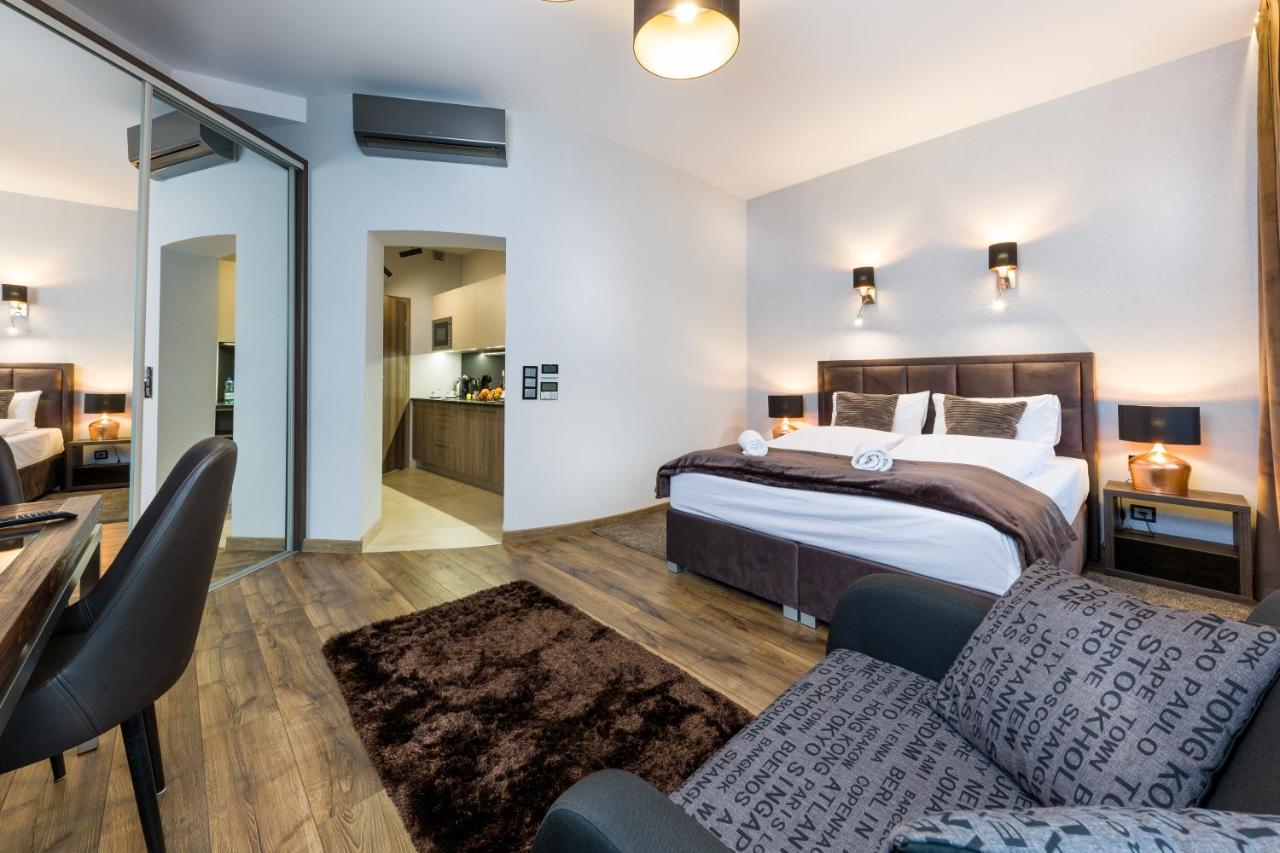 Aparthotel New Lux Wroclaw Dış mekan fotoğraf