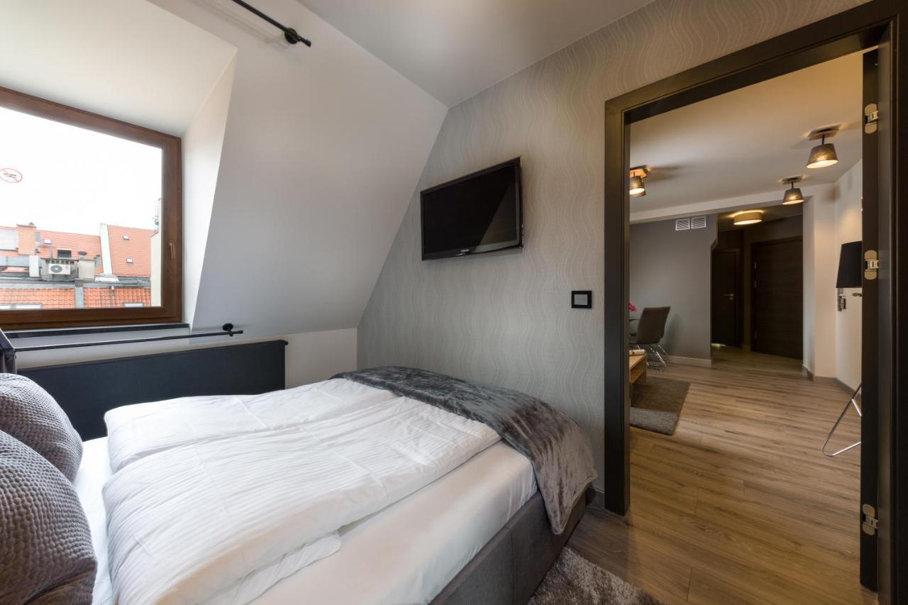 Aparthotel New Lux Wroclaw Dış mekan fotoğraf