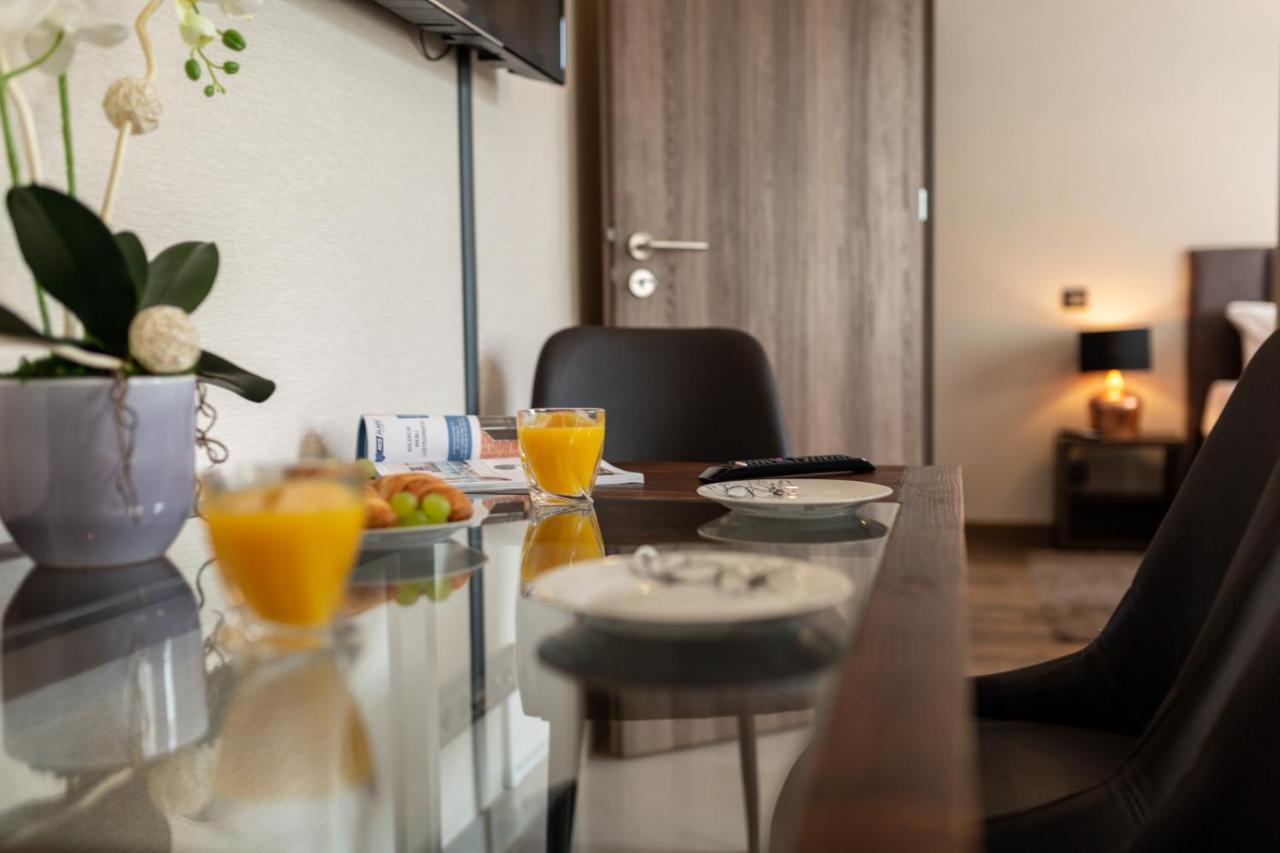 Aparthotel New Lux Wroclaw Dış mekan fotoğraf